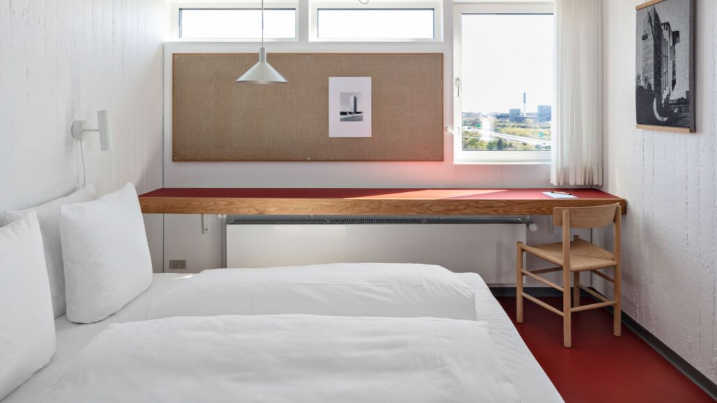 Hotel cover photo carousel 2